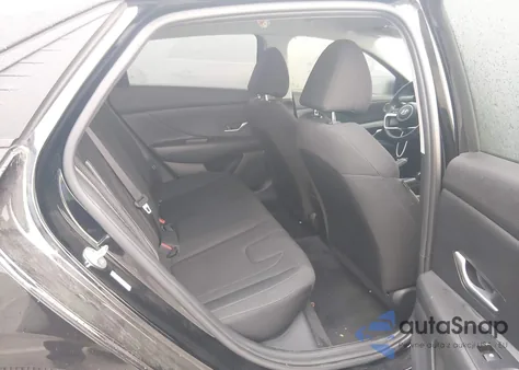 2022 Hyundai Elantra Sel z USA, uszkodzony, nr VIN KMHLM4AG3NU337066